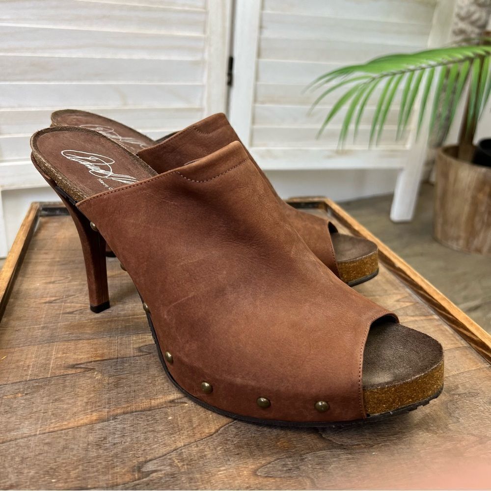 Donald J. Pliner Ginet Suede Peep Toe Cork Sole Heels 10